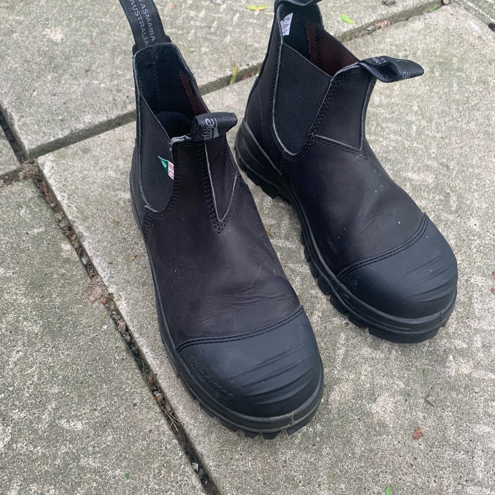 Blundstone Black Leather safety boots
